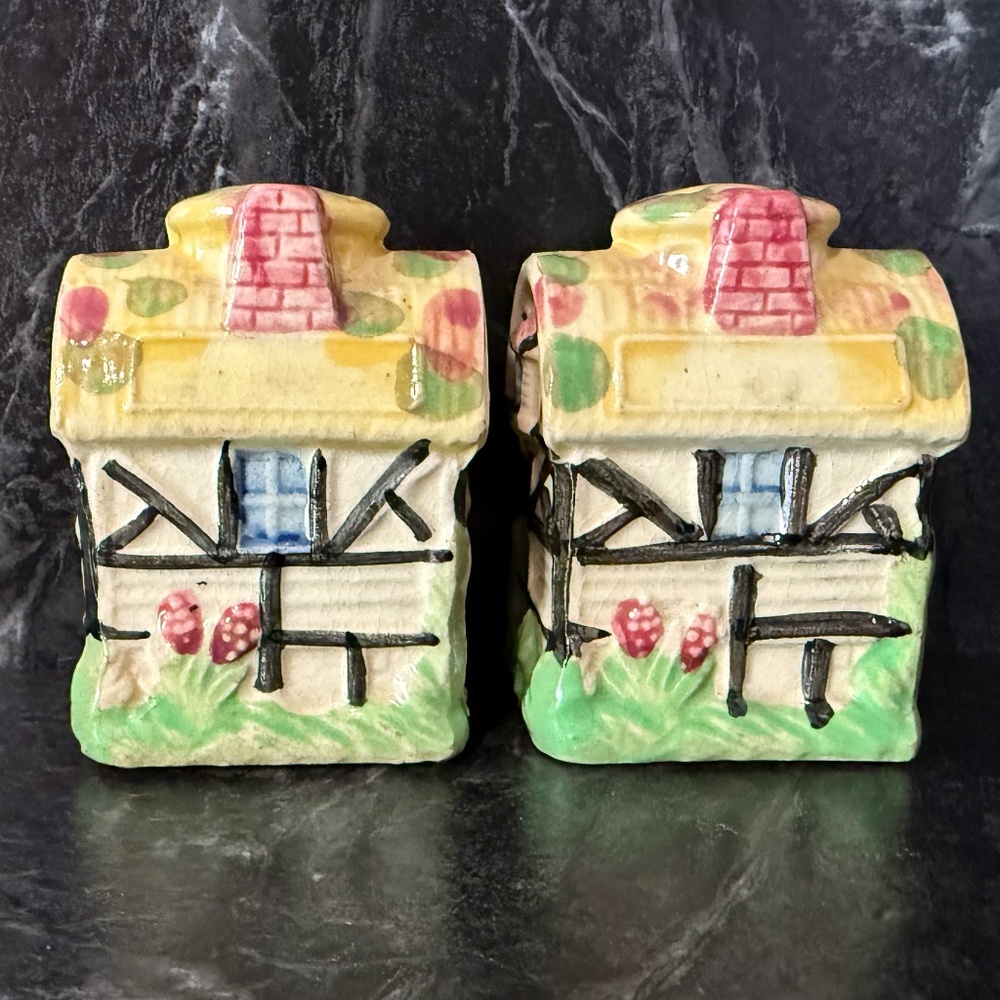 Cottage Salt and Pepper Shakers - Picture 7 of 13